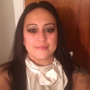 Meet your Posher, Teresa